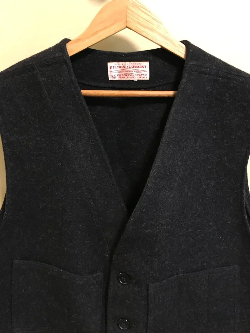 Men's Filson Mackinaw Virgin Wool Vest-Size 46 (XL) Charcoal